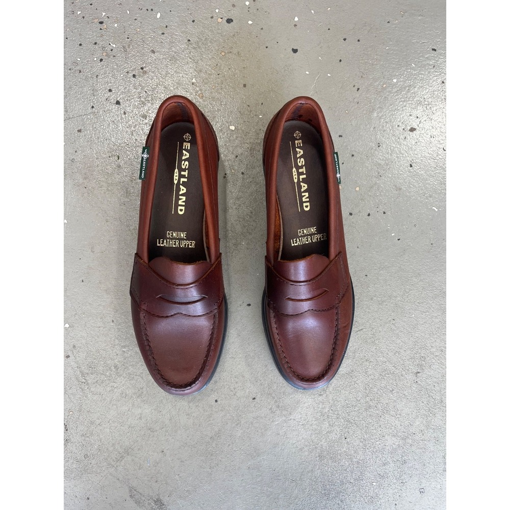 Eastland Classic II Penny Loafers Womens 7.5 M Brown Leather Slip On Shoes - Picture 4 of 9